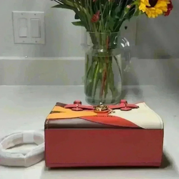 🔥🔥 Michael Kors Hamilton Small Patchwork Crossbody NWT! - Picture 7 of 12